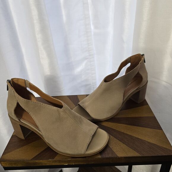 Lucky Brand Saimy Block Heel Peep Toe Leather Sandals 9.5 Womens Boho Western - Picture 1 of 16